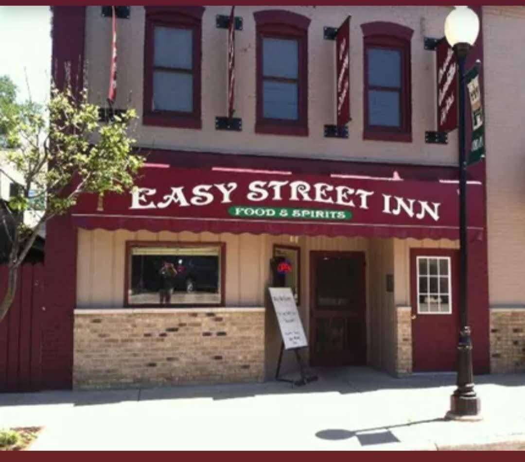 Easy Street Inn Food & Spirits